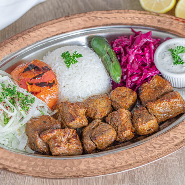 Lamp Shish Kebap.